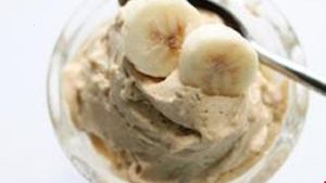 Banana and Peanut Butter 4-Ingredient 'Ice Cream'