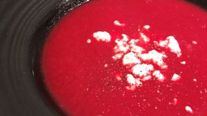Bay Leaf Beet Soup