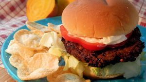 "Heartbeet" Vegetable Burgers